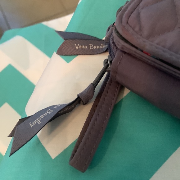 Vera Bradley quilted grey wallet /purse option - Picture 3 of 8